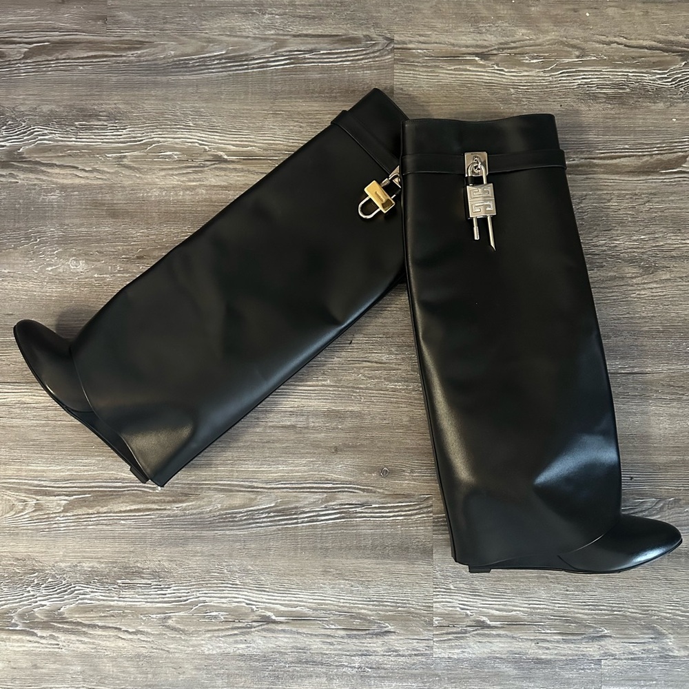 Givenchy Shark Lock Boots 39.5